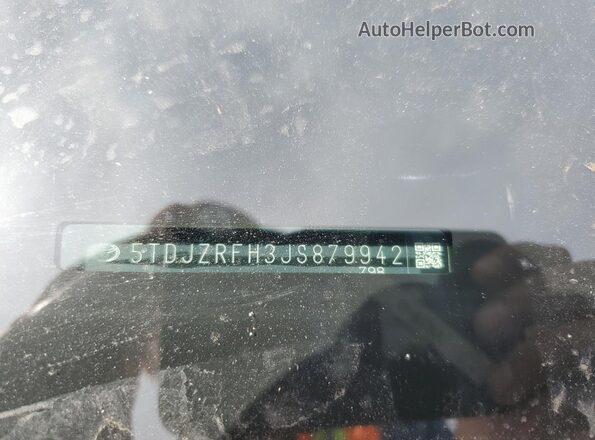 5TDJZRFH3JS879942 2018 TOYOTA HIGHLANDER White 