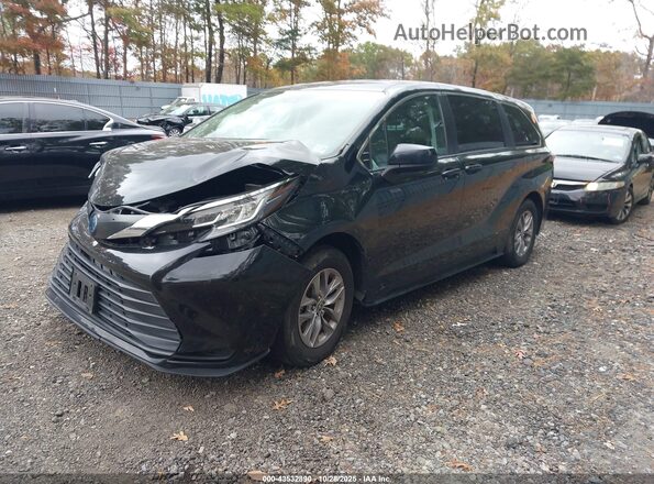 5TDKRKEC0NS107857 2022 TOYOTA LE Black 