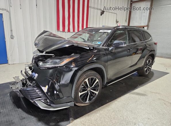 5TDLZRBH2MS146848 2021 TOYOTA HIGHLANDER Black 