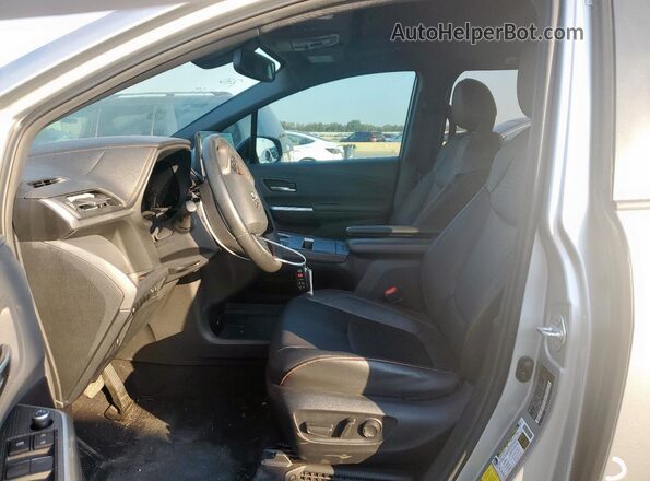 5TDXRKEC2PS155238 2023 TOYOTA SIENNA Silver წინა სალონის ხედი