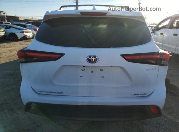 5TDYARAH8MS005877 2021 TOYOTA LIMITED White უკანა ხედი