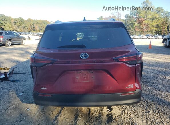 5TDYRKEC2NS126887 2022 TOYOTA LE Burgundy Հետևի տեսք