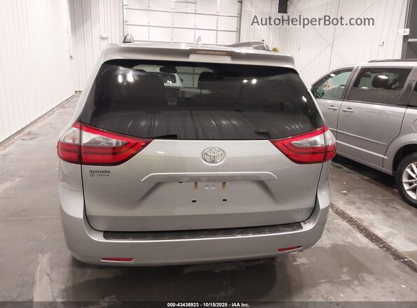 5TDYZ3DCXLS040067 2020 TOYOTA LE Silver 