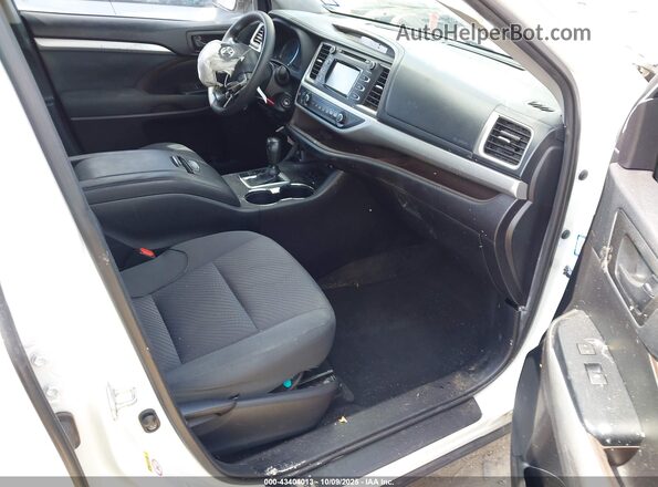 5TDZARFH9KS045511 2019 TOYOTA LE White Սալոնի դիմացի տեսք