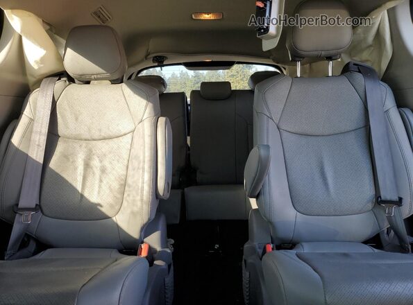 5TDZSKFCXMS023058 2021 TOYOTA LIMITED Зеленый 