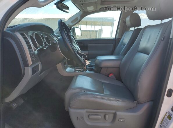 5TDZY5G13GS065945 2016 TOYOTA SEQUOIA White 