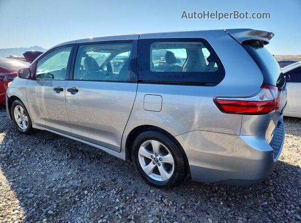5TDZZ3DC1JS938283 2018 TOYOTA SIENNA Серебряный 