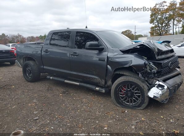 5TFDY5F17LX927595 2020 TOYOTA TUNDRA Gray უკანა სალონის ხედი