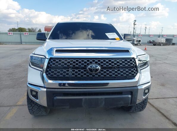 5TFDY5F18MX956847 2021 TOYOTA TUNDRA Белый Вид щитка приборов