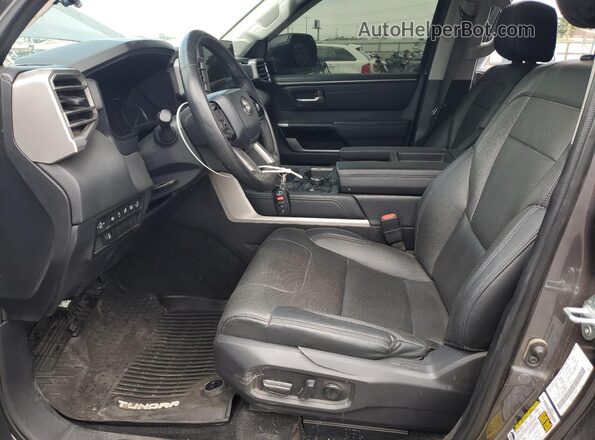 5TFJA5DA6PX089897 2023 TOYOTA LIMITED Charcoal Սալոնի դիմացի տեսք