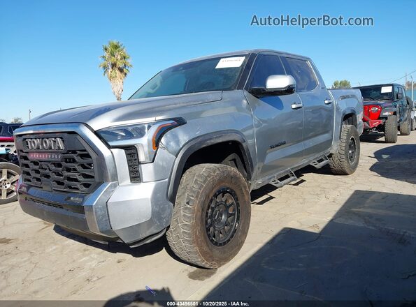 5TFJA5DB5PX089138 2023 TOYOTA LIMITED Серебряный Передняя левая четверть