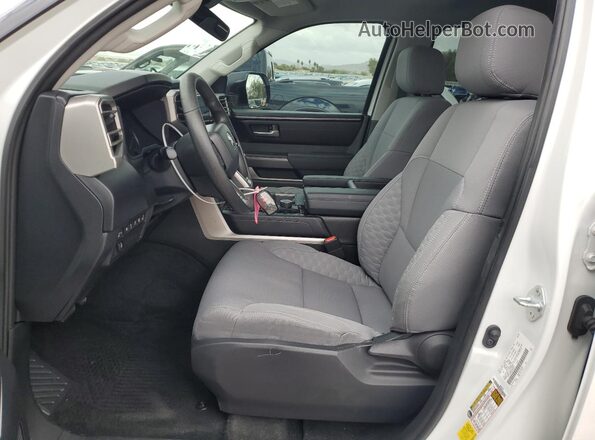 5TFLA5AB1NX016147 2022 TOYOTA TUNDRA Белый Вид салона спереди