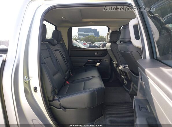 5TFWA5DB4RX231973 2024 TOYOTA LIMITED Silver Vista de la etiqueta del VIN