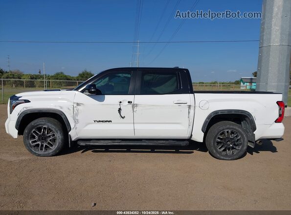 5TFWC5DB9RX065024 2024 TOYOTA LIMITED White Սալոնի 360 աստիճան տեսք