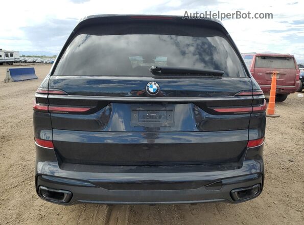 5UX23EM05S9X81702 2025 BMW X7 Черный Вид сзади
