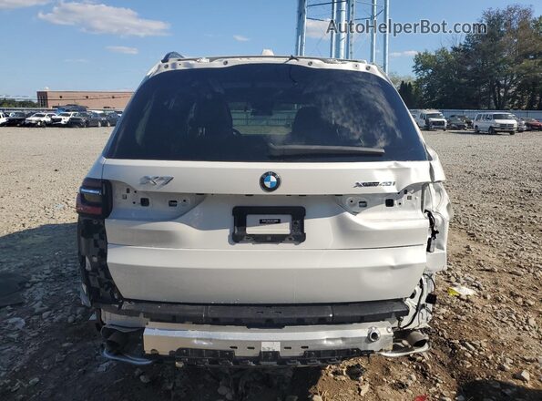 5UX23EM07P9P66304 2023 BMW X7 White Հետևի տեսք
