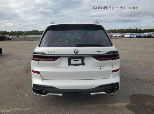 5UX23EM09S9Y79325 2025 BMW X7 White Հետևի տեսք