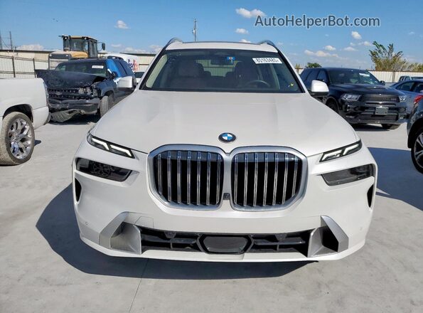 5UX23EM0XP9R88996 2023 BMW X7 White Вид спереду
