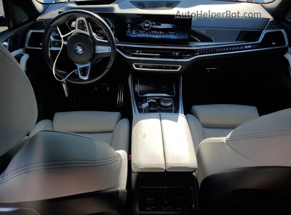 5UX23EU02R9T97063 2024 BMW X5 Gray წინა პანელის ხედი
