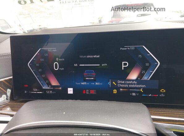 5UX23EU03S9Z43388 2025 BMW X5 Gray Widok tylnych siedzeń