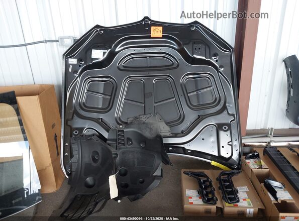5UX23EU04R9S18201 2024 BMW X7 Black 
