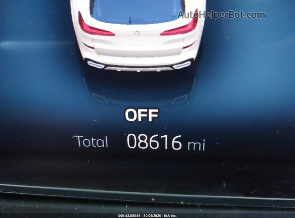 5UX23EU09S9Z07950 2025 BMW X5 White 