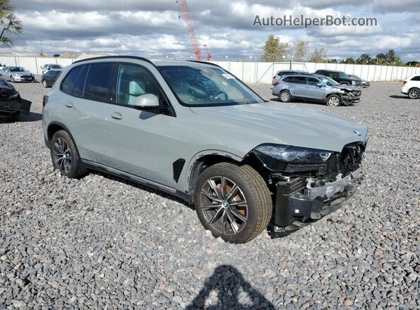 5UX23EU09S9Z67906 2025 BMW X5 Серебряный Передняя правая четверть
