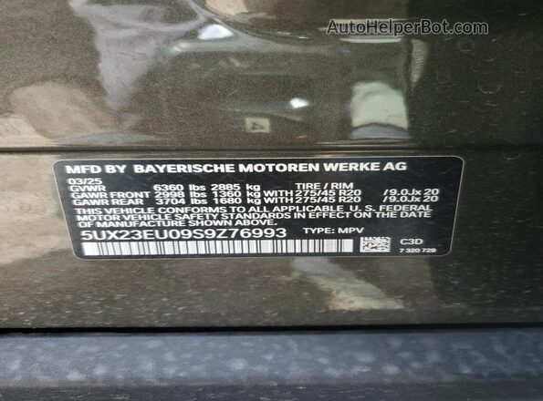 5UX23EU09S9Z76993 2025 BMW X5 Зеленый Панорамный вид салона 360°