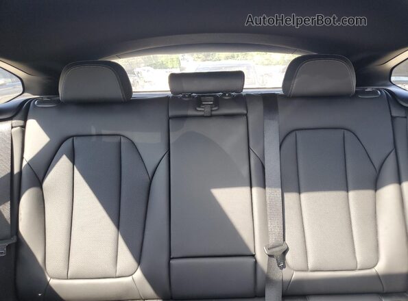 5UX33DT00N9K09666 2022 BMW X4 White 