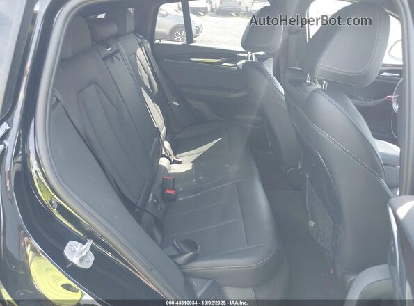 5UX33DT07R9V46499 2024 BMW X4 Black Widok naklejki z numerem VIN