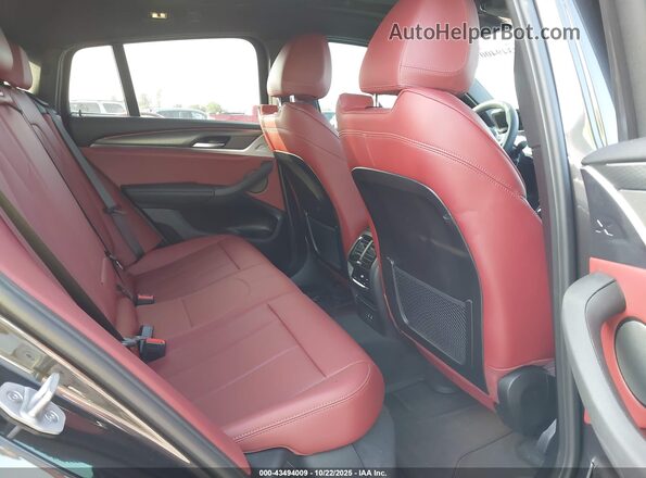 5UX33DT08S9084993 2025 BMW X4 Black VIN sticker view