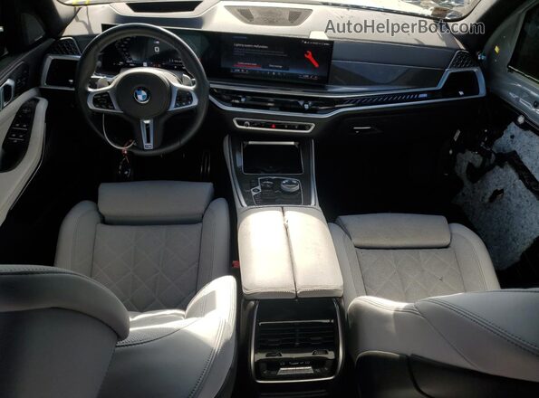 5UX33EU04S9Y36371 2025 BMW X5 Gray Vista del salpicadero