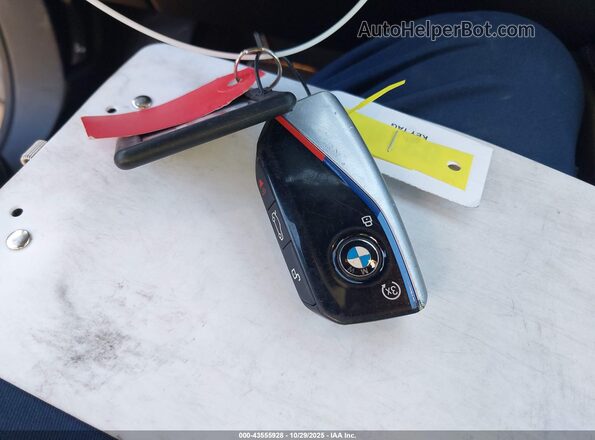 5UX33EX02S9W72761 2025 BMW X6 Gray წინა პანელის ხედი