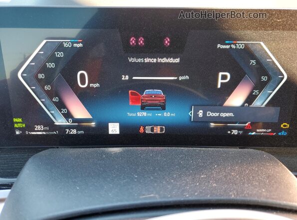 5UX33EX07R9V41884 2024 BMW X6 Maroon Widok zestawu wskaźników