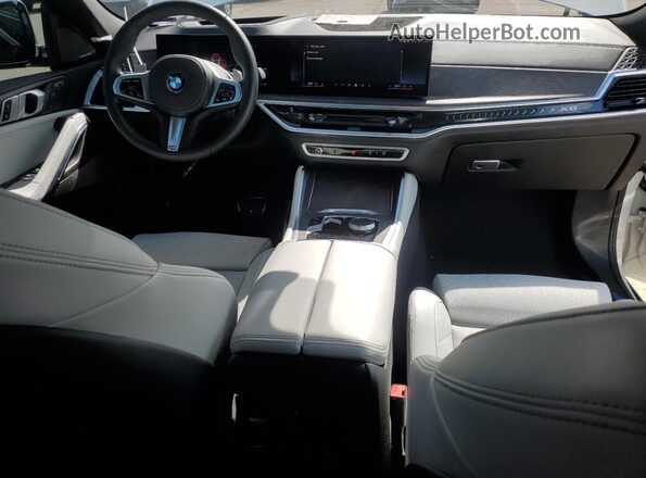 5UX33EX07S9X91633 2025 BMW X6 White წინა პანელის ხედი