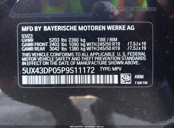 5UX43DP05P9S11172 2023 BMW X3 Black ძრავის განყოფილების ხედი