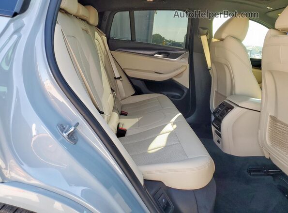5UX43DT03N9L49652 2022 BMW X4 Серый Вид задней части салона