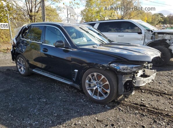 5UX43EU08S9Z18530 2025 BMW X5 Black Передня права чверть