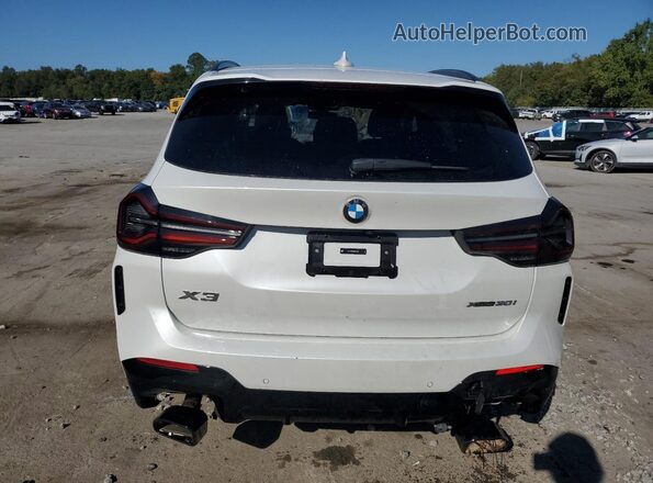 5UX53DP02R9W41345 2024 BMW X3 White Rear view