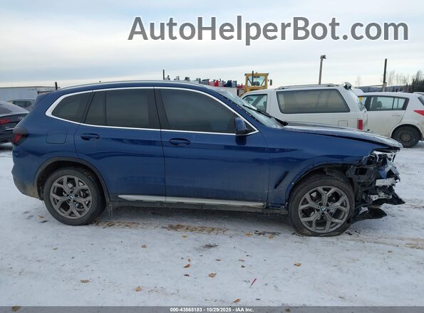 5UX53DP07N9L16667 2022 BMW X3 Blue Vista interior trasera