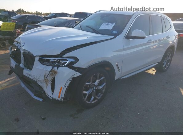 5UX53DP07N9L24249 2022 BMW X3 White Front left