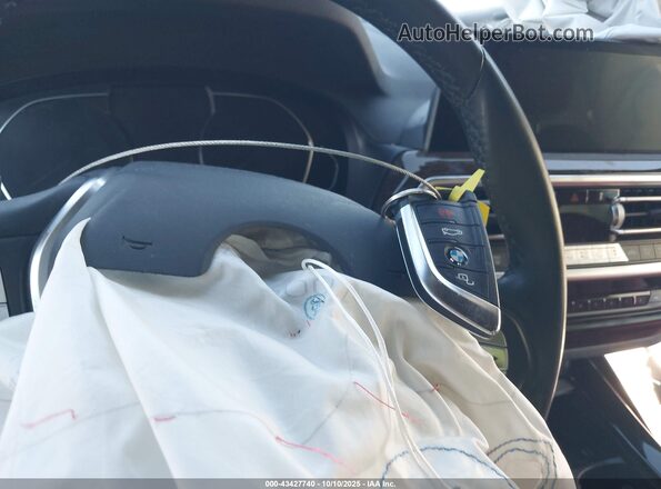 5UX53DP07N9L24249 2022 BMW X3 White Dashboard view
