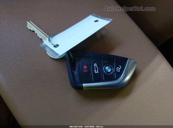 5UX53DP0XN9J50225 2022 BMW X3 Синий Вид панели приборов