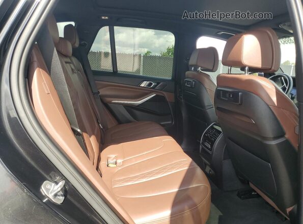 5UXCR4C01L9B61626 2020 BMW X5 Black Вид задньої частини салону