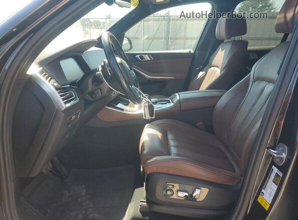 5UXCR4C01L9B71668 2020 BMW X5 Угольный Вид салона спереди