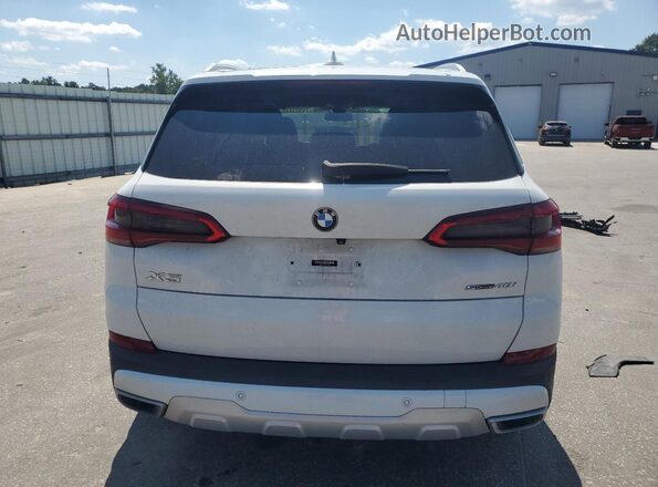 5UXCR4C02L9C11613 2020 BMW X5 White Вид ззаду