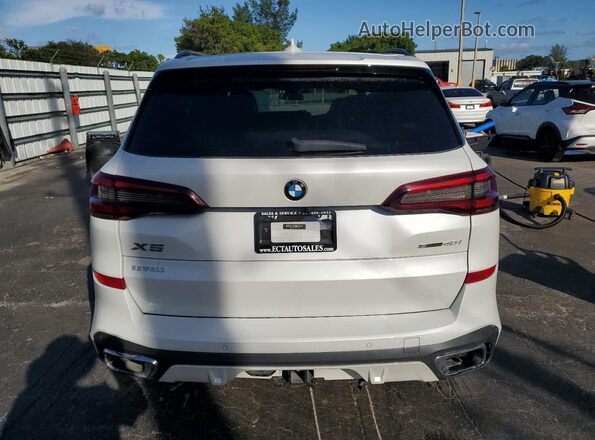 5UXCR4C02L9D01084 2020 BMW X5 White Вид ззаду