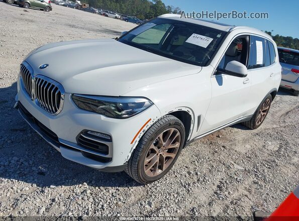 5UXCR4C02M9G43393 2021 BMW X5 Белый 