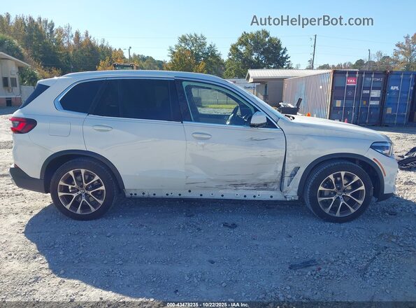 5UXCR4C02M9G43393 2021 BMW X5 Белый 