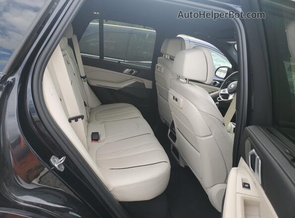5UXCR6C01M9E76245 2021 BMW X5 Black Rear interior view